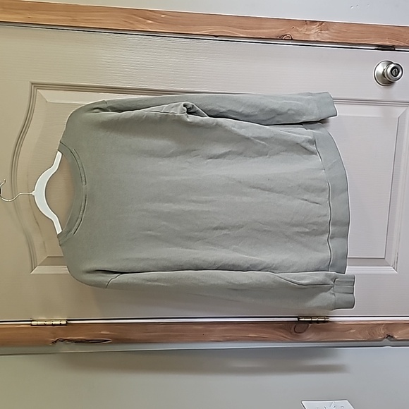 💰👇Victoria's secret PINK green sweater size Medium - Picture 3 of 3